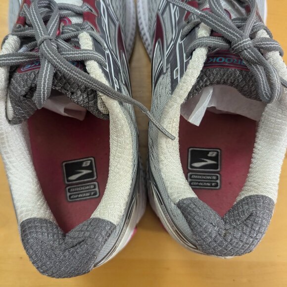 BROOKS GHOST 8 Running Shoes Size 9.5 D Wide Gray Pink Silver GUC - Picture 2 of 8